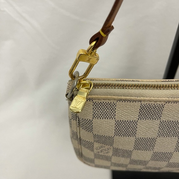 ❌SOLD Louis Vuitton Pochette Accessories DA - Picture 3 of 14